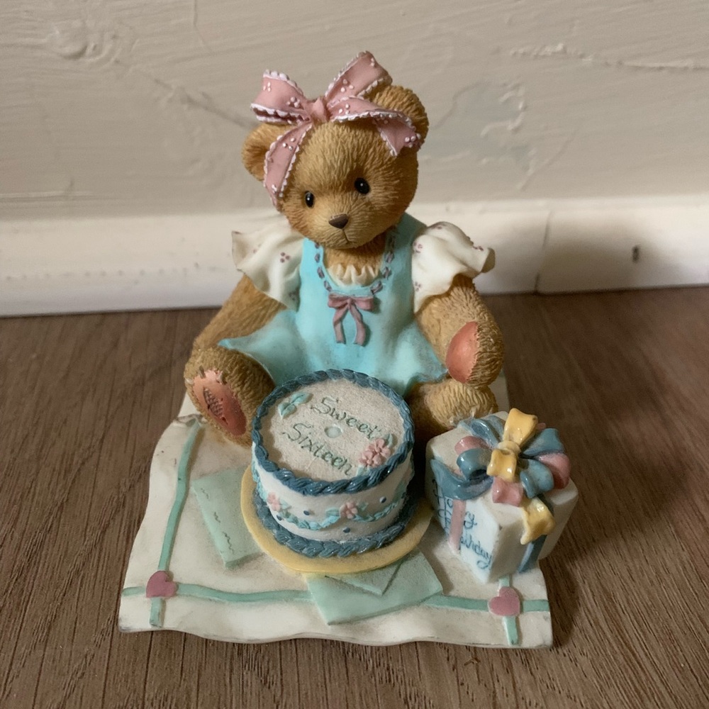 Cherished Teddy - Sweet 16